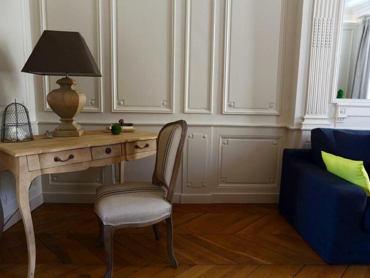 41 Maufoux By Bruno Colin Daire Beaune  Oda fotoğraf